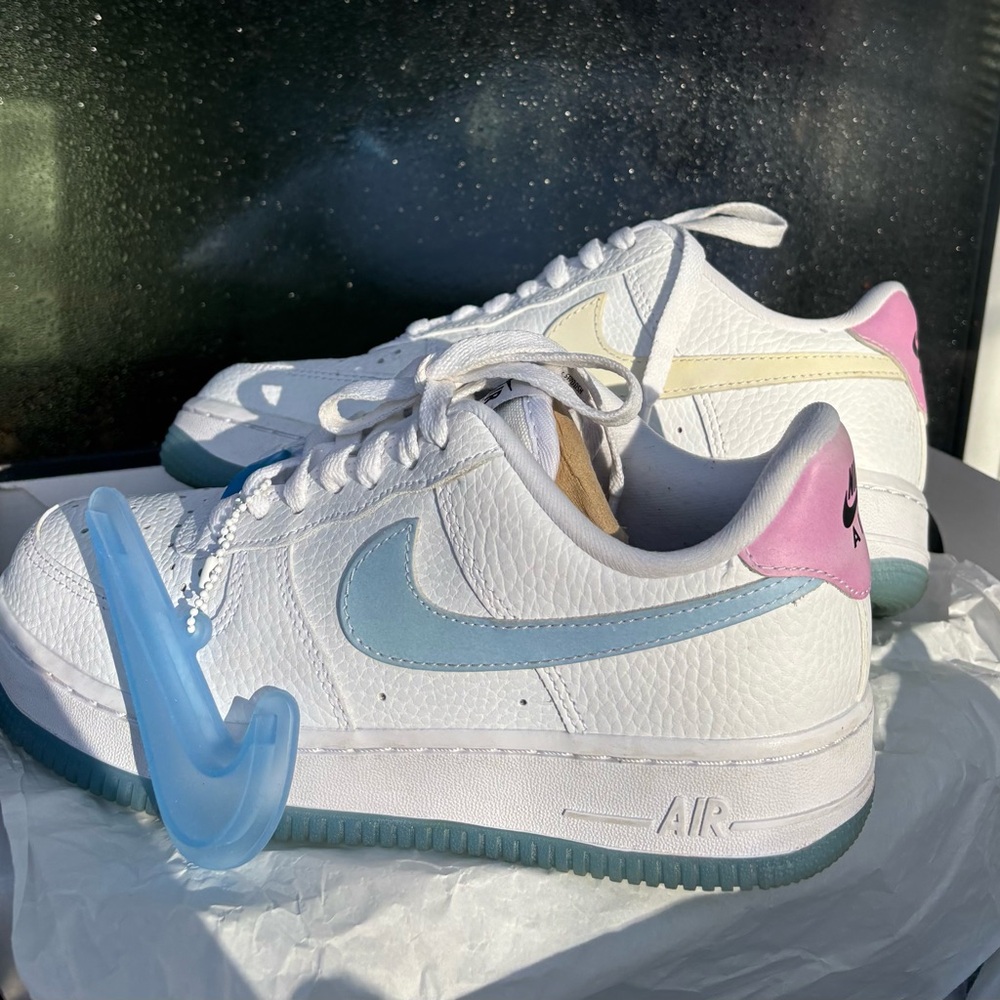 Women’s Air Force 1 UV REACTIVE 6.5